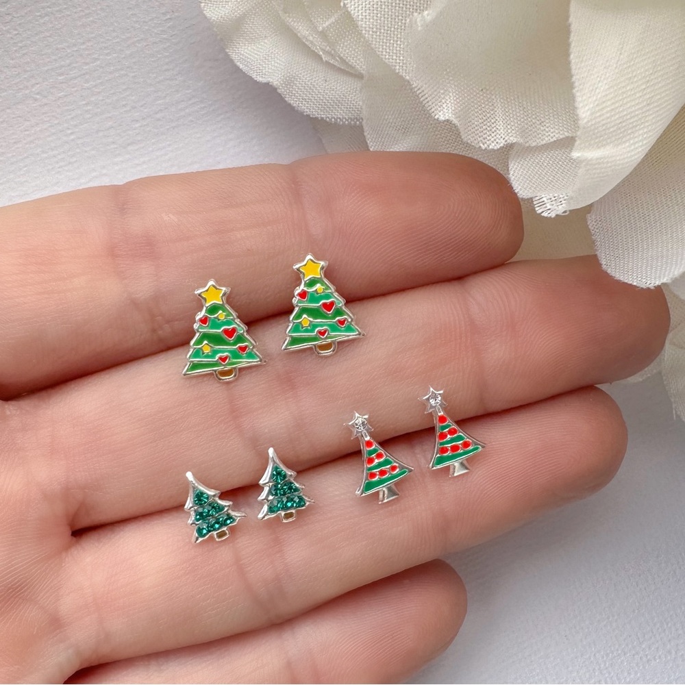 925 Sterling silver Christmas tree earrings